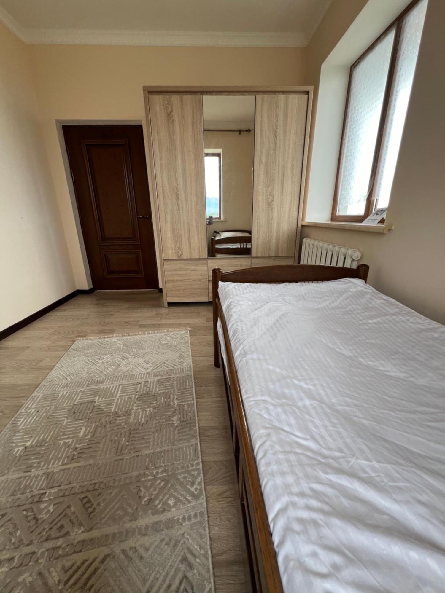 Maksat House Hotel Tossor Buitenkant foto