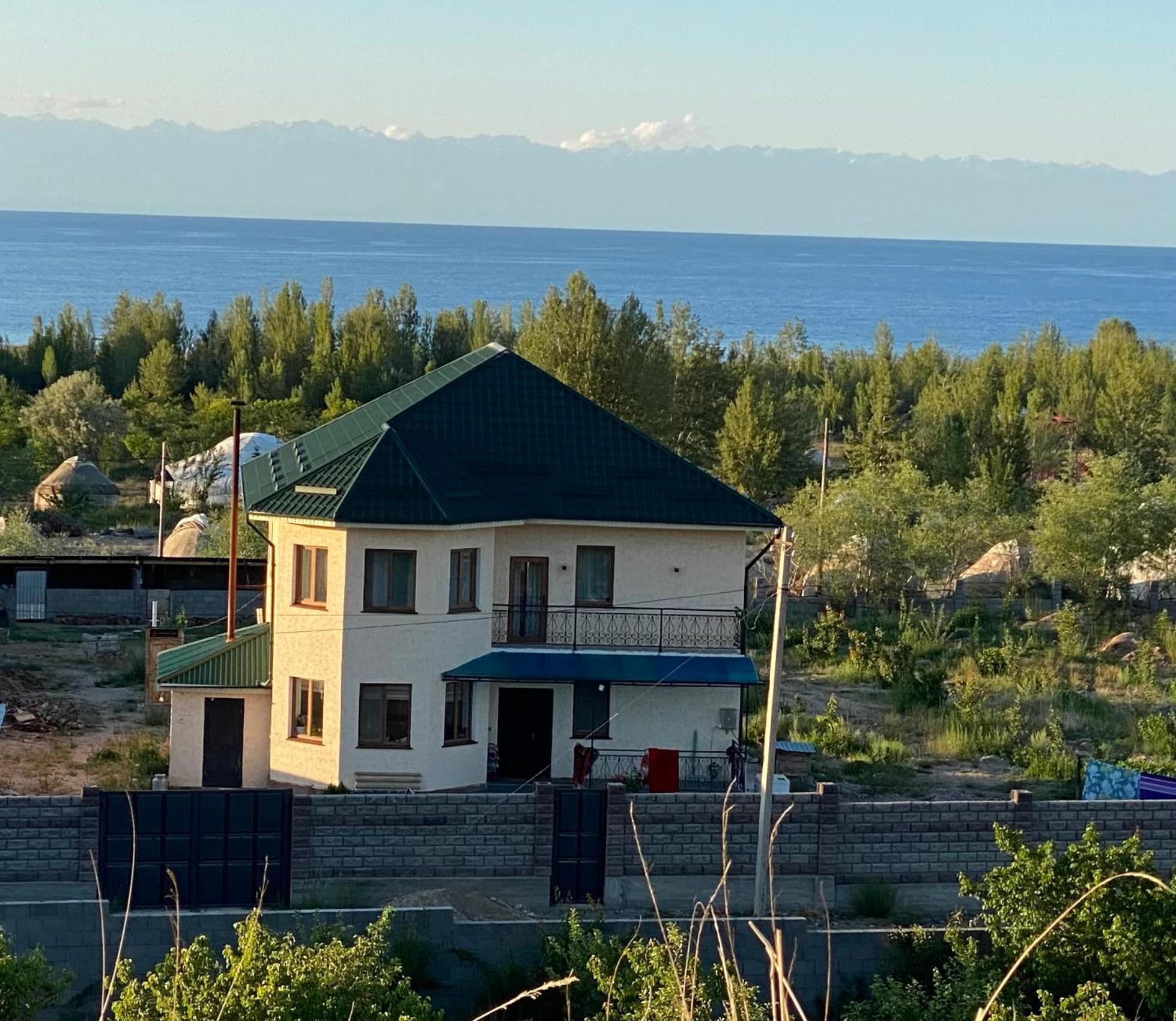 Maksat House Hotel Tossor Buitenkant foto